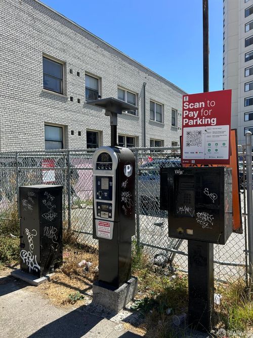 1508 Madison St, Oakland, CA, 94612-4523 | Card Image