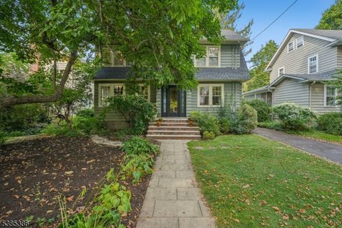 49 Burnett Ter, Maplewood, NJ, 07040-2328 | Card Image