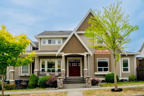 18938 54a Ave, Surrey, BC, V3S6R4 | Card Image