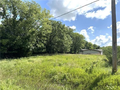 289 Sycamore Dr, Linn Valley, KS, 66040-5492 | Card Image