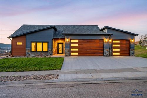 2431 Malibu Loop, Sturgis, SD, 57785-2587 | Card Image