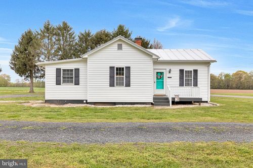 1042 Scates Rd, Warsaw, VA, 22572-2807 | Card Image