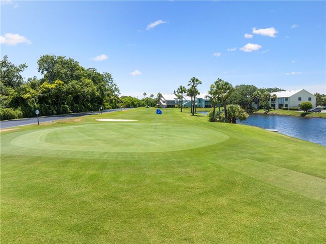 APT-1 - 5725 Pelican Pointe Dr, House attached with 2 bedrooms, 2 bathrooms and null parking in Sebastian FL | Image 28