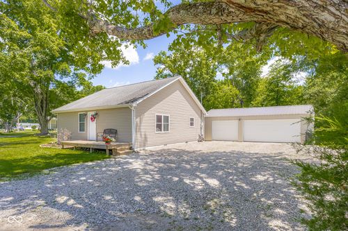 8951 S State Road 58, Columbus, IN, 47201-3982 | Card Image