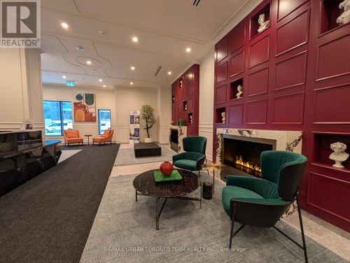 1017-180 Front Street E, Toronto (Moss Park), ON, M5A0K9 | Card Image