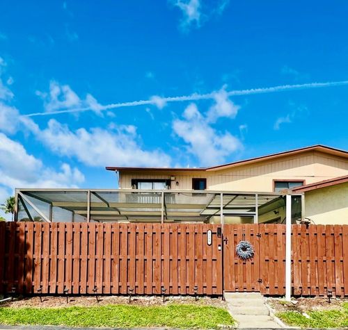 4188 N Landar Dr, Lake Worth, FL, 33463-8905 | Card Image
