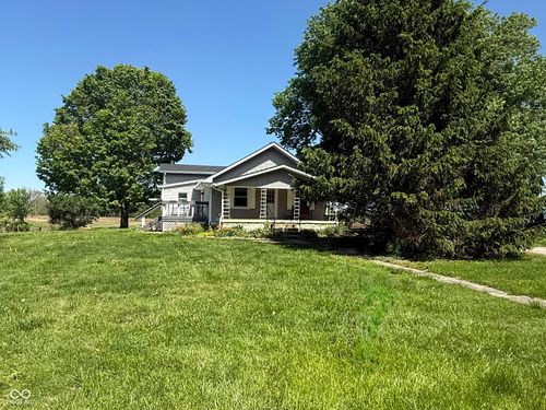 6913 E County Road 200 N, Coatesville, IN, 46121-9675 | Card Image