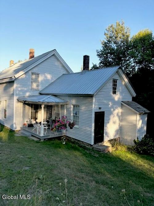 802 Creek Rd, Crown Point, NY, 12928-2221 | Card Image