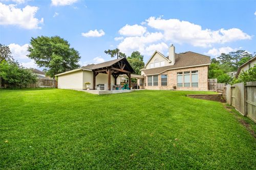2510 Eagle Post Dr, Conroe, TX, 77304-2879 | Card Image