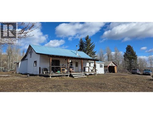 5745 Highway 3, Bridesville, BC, V0H1Y0 | Card Image
