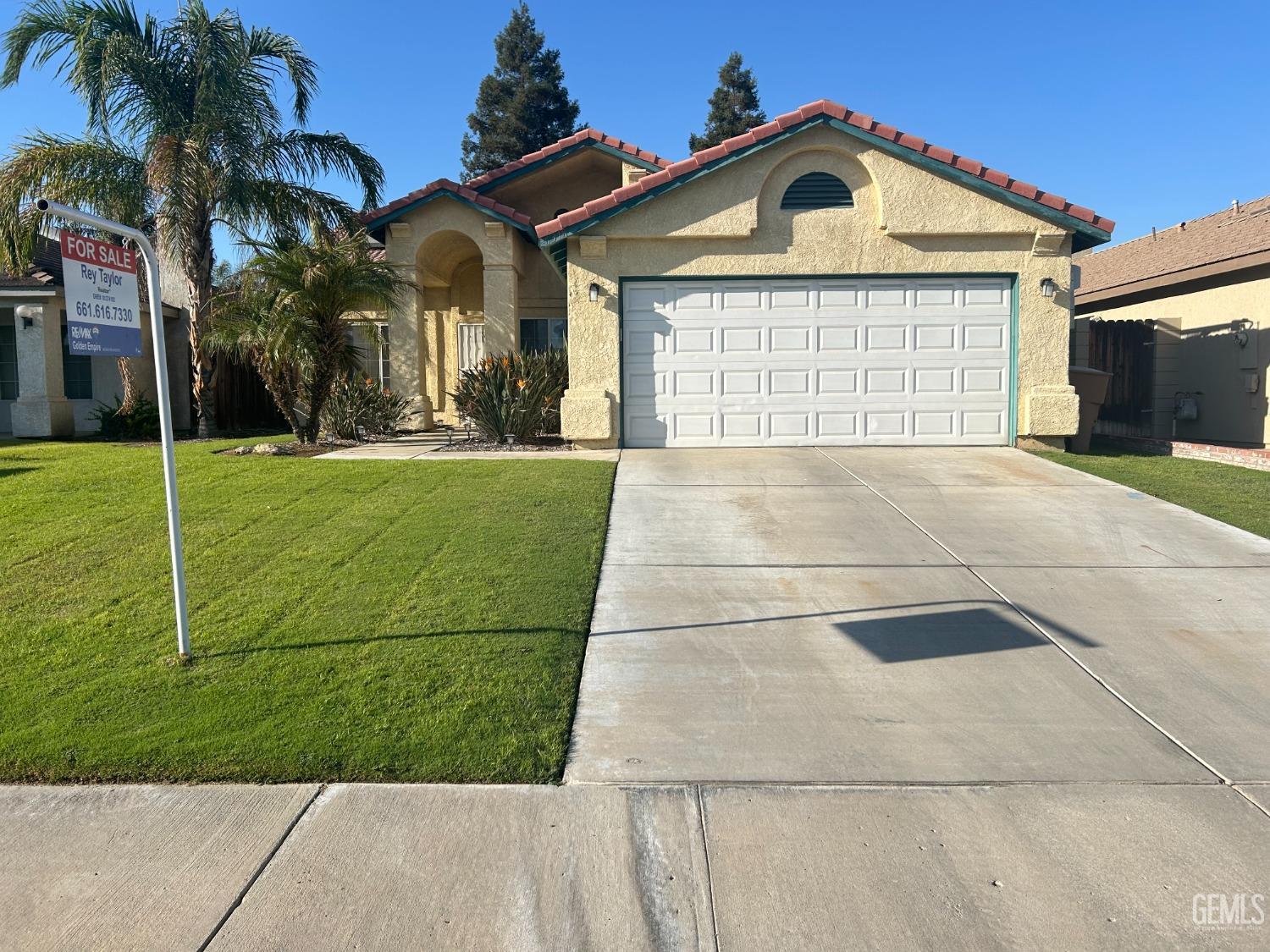 Cupertino Ct, Bakersfield, CA 93313