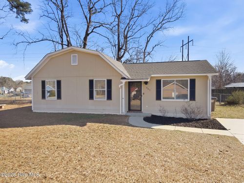461 Hunting Green Dr, Jacksonville, NC, 28546-9132 | Card Image