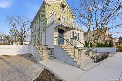 164 aka 166 Crescent Pl, Yonkers, NY, 10704-1724 | Card Image