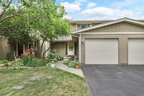 3550 Valley Ridge Rd, Middleton, WI, 53562-1226 | Card Image