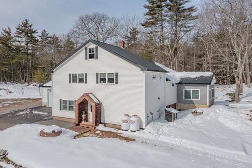 468 Mountain Avenue, Northwood, NH, 03261 | Card Image