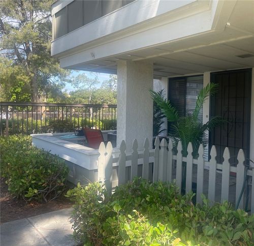 22201 Center Pointe, Lake Forest, CA, 92630-5917 | Card Image