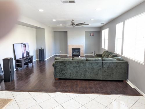 7784 Megan Ann Way, Sacramento, CA, 95843-6028 | Card Image