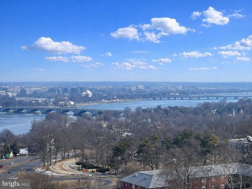 apt-1525-1600 N Oak St, ARLINGTON, VA, 22209-2768 | Card Image