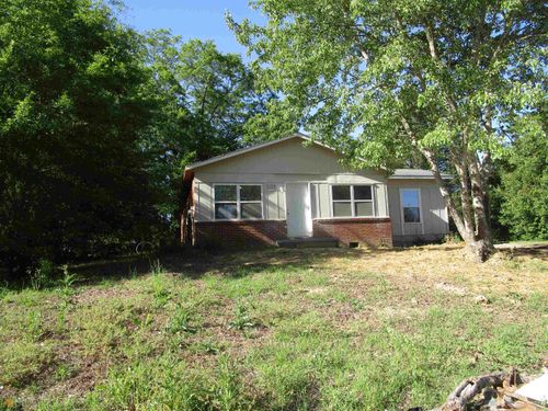 2705 Village Green Ln, Macon, GA, 31206-8221 | Card Image