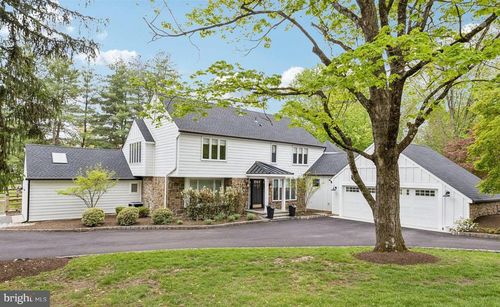 2 Queens Ln, Pennington, NJ, 08534-2910 | Card Image
