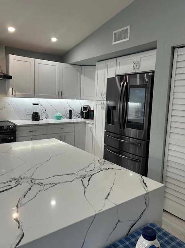 1951 Ne 28 Th Ct, House other with 3 bedrooms, 2 bathrooms and null parking in Lighthouse Point FL | Image 9