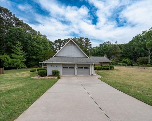 3926 Cardinal Dr, Tucker, GA, 30084-3334 | Card Image