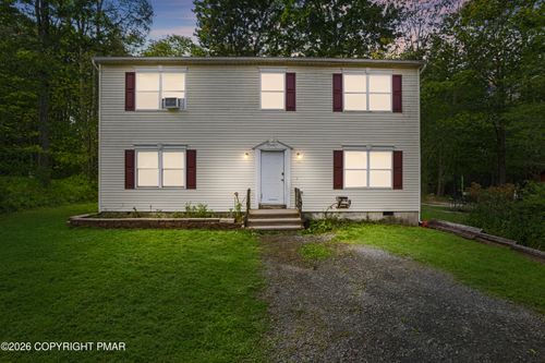 5456 Jennifer Ln, Tobyhanna, PA, 18466-3132 | Card Image