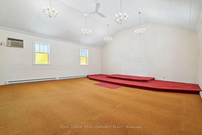 364 Regent St, Home with 0 bedrooms, 2 bathrooms and null parking in Orillia ON | Image 17