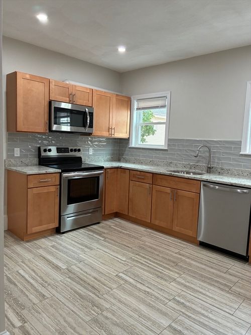 8-8 Agassiz Ave, Belmont, MA, 02478-5022 | Card Image