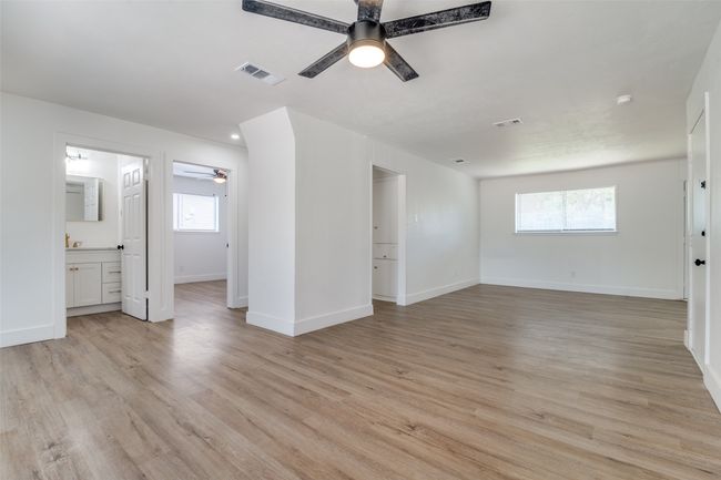 418 Clary Dr, House other with 3 bedrooms, 2 bathrooms and null parking in Mesquite TX | Image 6