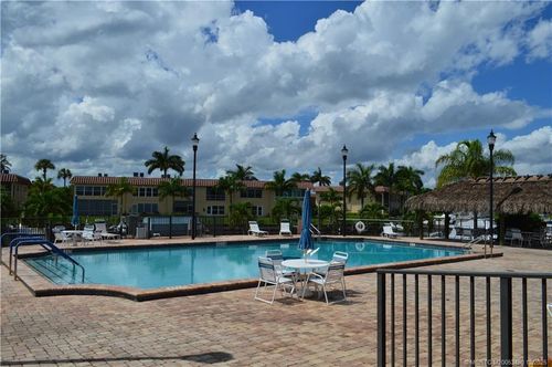 apt-v12-2600 S Kanner Hwy, Stuart, FL, 34994-4674 | Card Image