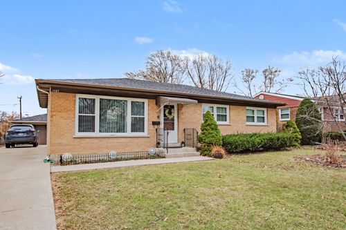 1403 S Robert Dr, Mount Prospect, IL, 60056-4541 | Card Image