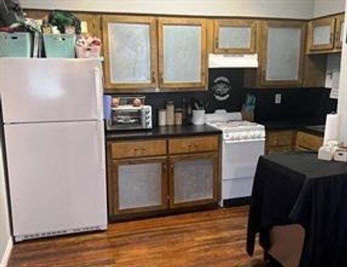 1-100 E Collin St, Leonard, TX, 75452-2561 | Card Image