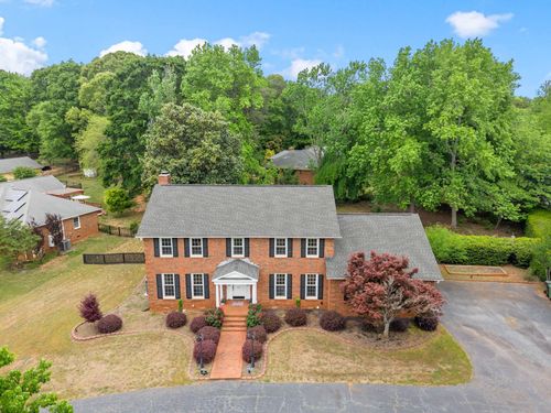 410 Thornhill Dr, Spartanburg, SC, 29301-6423 | Card Image