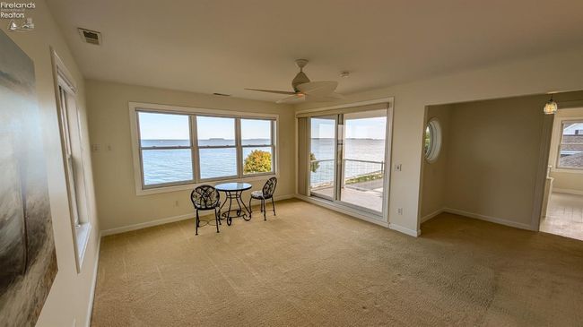 4376 E Cliff Rd, House other with 3 bedrooms, 3 bathrooms and 3 parking in Port Clinton OH | Image 17