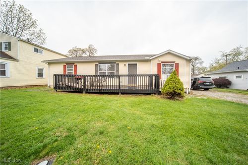 310 Essex Rd, Vermilion, OH, 44089-2236 | Card Image