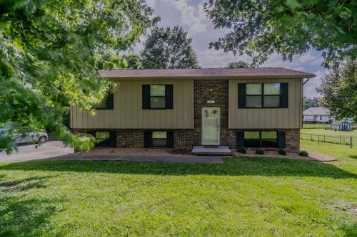 1211 Debrex Dr, Jefferson City, TN, 37760-4611 | Card Image