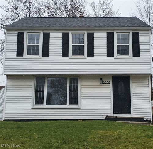 3603 Lindholm Rd, Shaker Heights, OH, 44120-5126 | Card Image