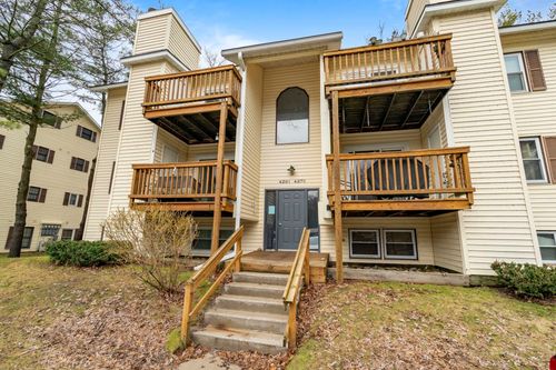 4265 Mitchell Creek Dr, Traverse City, MI, 49686-8419 | Card Image