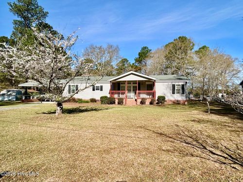 12340 Ridgewood Cir, Laurinburg, NC, 28352-8911 | Card Image