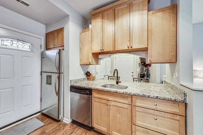 APT-1R - 2740 N Kimball Ave, Condo with 2 bedrooms, 2 bathrooms and 1 parking in CHICAGO IL | Image 7
