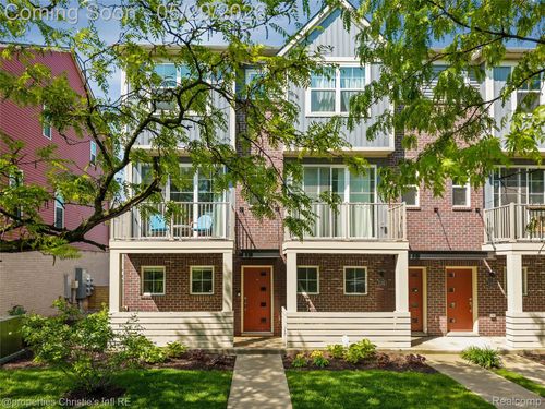 18-5151 Avery St, Detroit, MI, 48208-1710 | Card Image