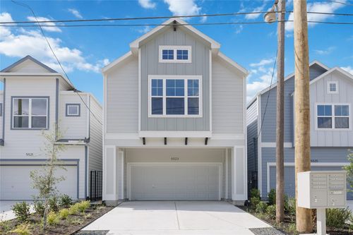 5523 Katy Fwy, Houston, TX, 77007-4306 | Card Image