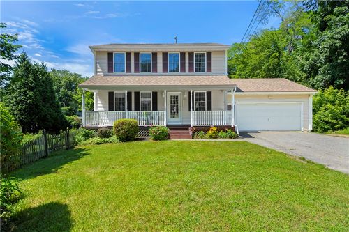 634 Prospect St, Woonsocket, RI, 02895-1031 | Card Image