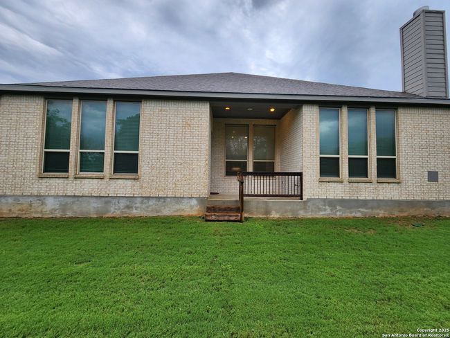 1113 Carriage Loop, House other with 4 bedrooms, 4 bathrooms and null parking in New Braunfels TX | Image 38