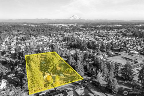 17313 22nd Ave E, Tacoma, WA, 98445-4447 | Card Image