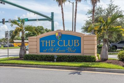 207 - 211 Sw Palm Drive, Condo with 3 bedrooms, 2 bathrooms and null parking in Port St Lucie FL | Image 1