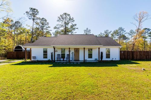 68 Brookfield Dr, Lakeland, GA, 31635-5319 | Card Image