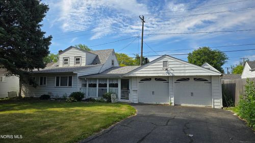 5243 Pageland Drive, Toledo, OH, 43611 | Card Image