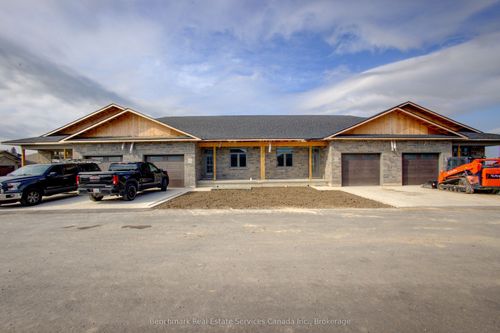 62 Cavalier Cres, Ripley, ON, N0G2R0 | Card Image